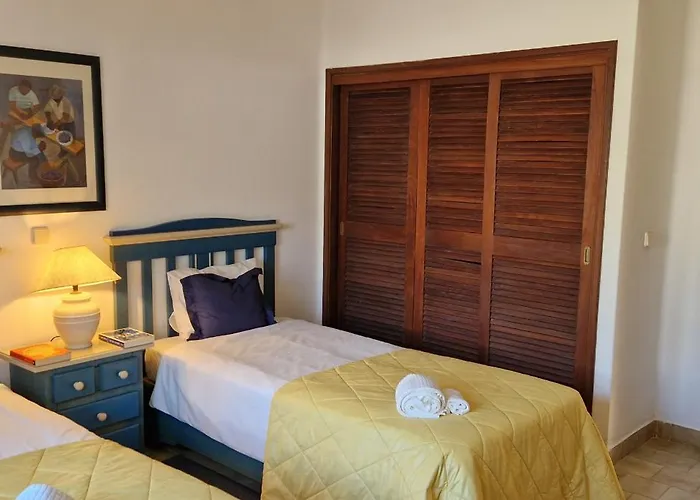 Sao Rafael Village 2 Bedroom With A Pool * Albufeira